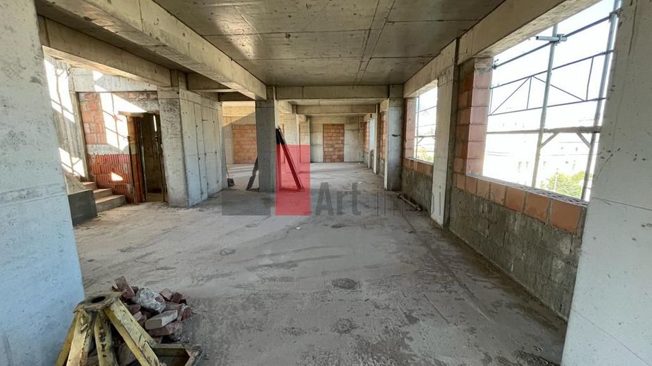 Spatiul "MALNOVA", imobil exclusivist comercial/birouri - Poză 2