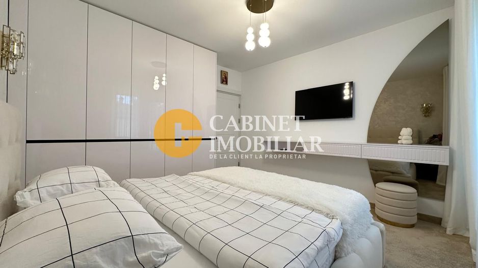 APARTAMENT 2 CAMERE - 122mp CU TERASA SI GRADINA - VALEA LUPULUI - Poză 5