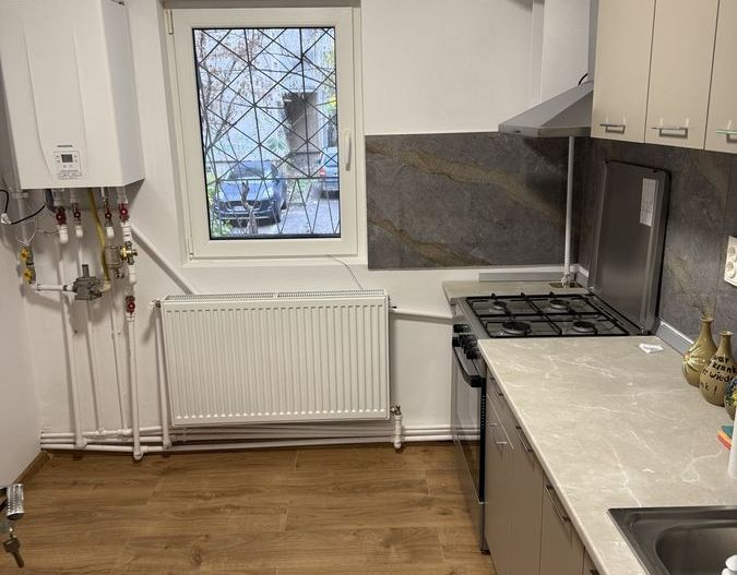 De vanzare apartament 2 camere Lujerului - Poză 5