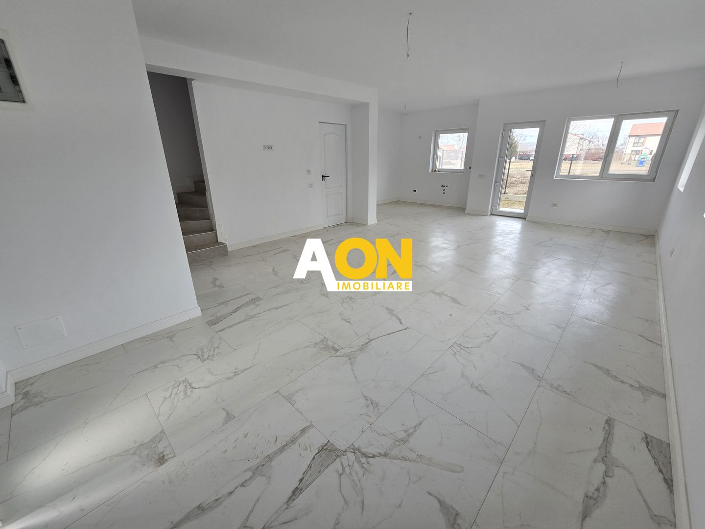 1/2 Duplex 4 Camere, Zona Alba Micesti - Poză 3