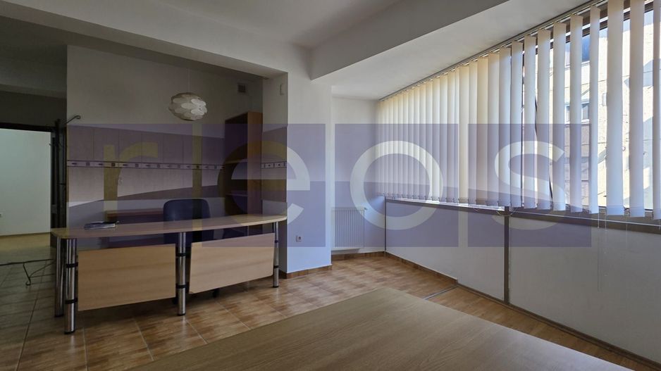 VANZARE 2 CAMERE DECOMANDATA 48 MP - Poză 3