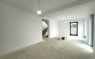 Duplex despartit prin camera tehnica cu 4 camere | Giroc - Poză 4