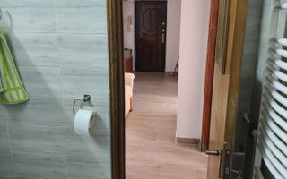 Apartament cu trei camere de vanzare, Piata Muncii, 231.000€ negociabil - Poză 10