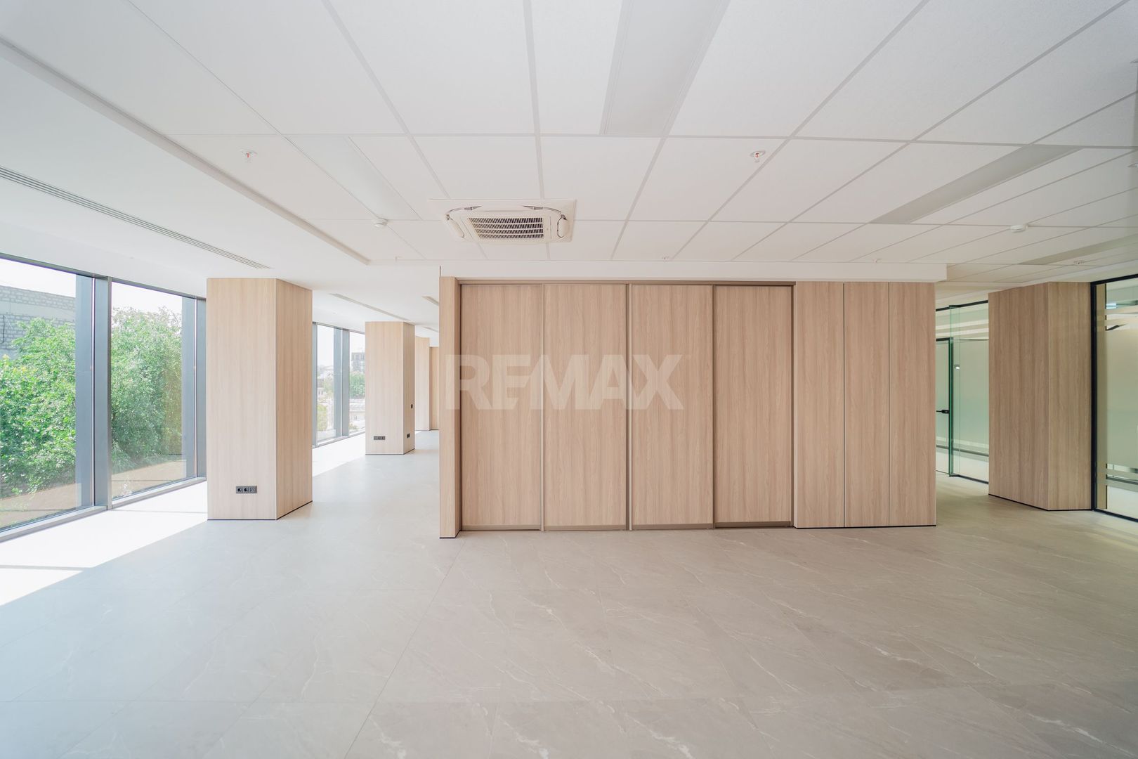 SPRE CHIRIE SPAȚIU COMERCIAL PENTRU BIROU | OFICIU 120 m2 - Poză 7