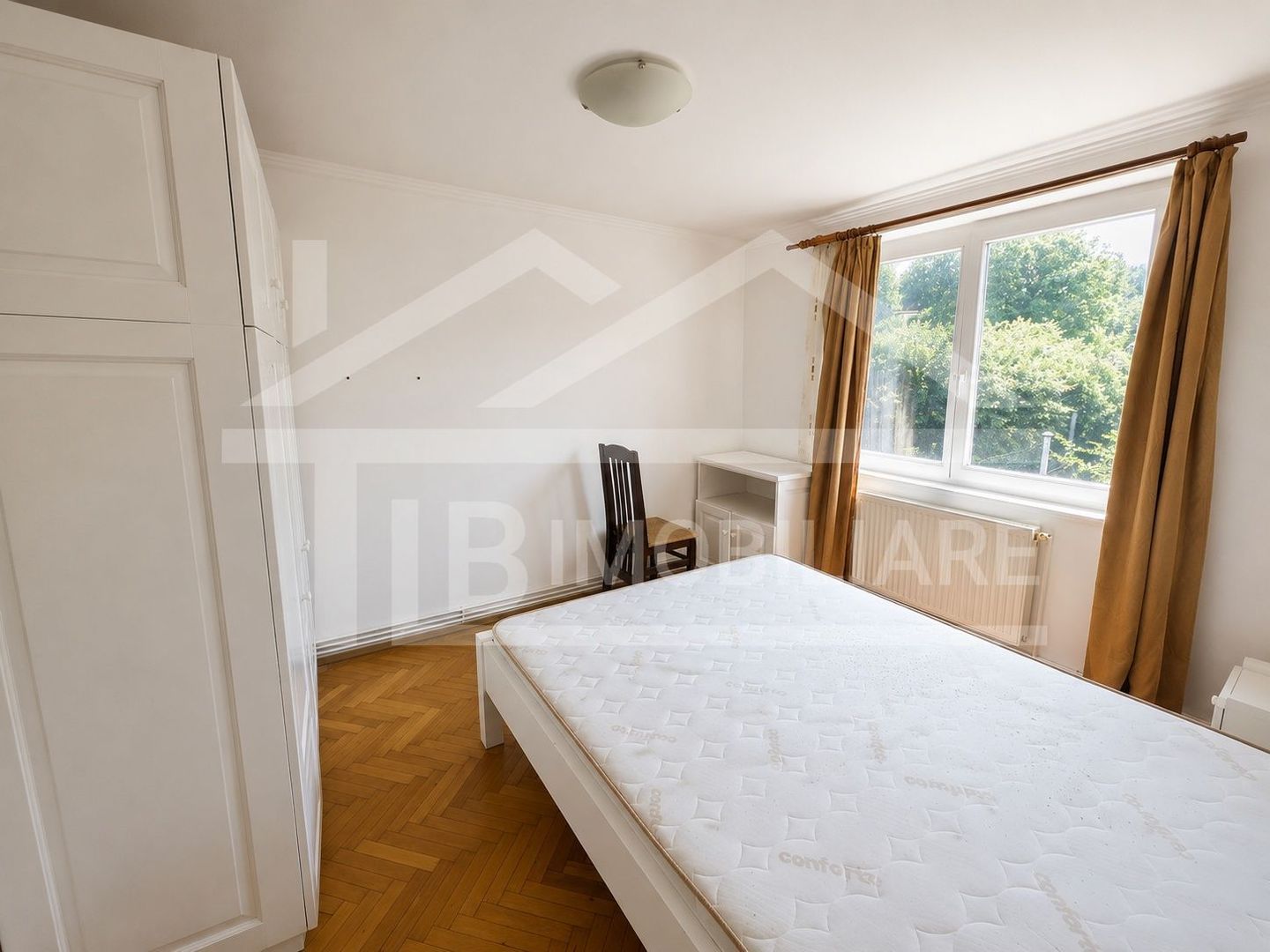 Apartament cu 2 camere, 55mp, Zona Ultracentral - Poză 2