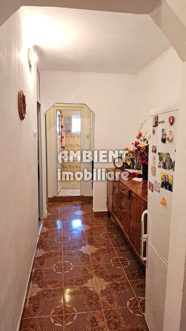 Apartament 3 camere, mobilat si utilat, etaj 4, zona CARTIER; - Poză 4