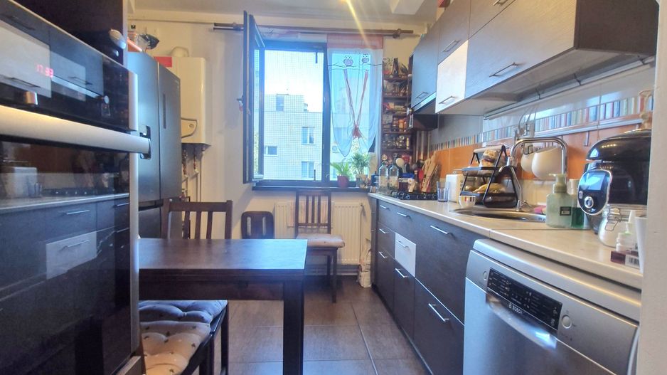 4 Camere // Metrou // Centrală Proprie - Poză 12