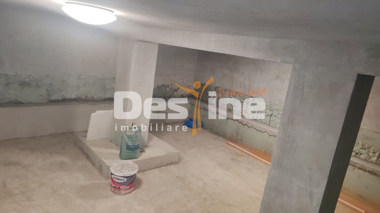 Spatiu comercial nou. Spatiu birouri - Poză 12