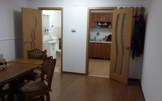 Vand apartament tip mansarda pe Ady Endre 2 camere living mare bucatarie si baie - Poză 7