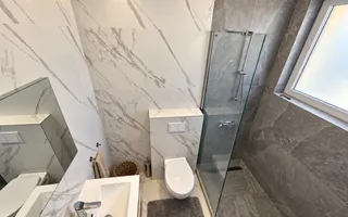 Casă de închiriat Tunari AeroCity, 3 dormitoare, 3 băi, curte 400m - Poză 14