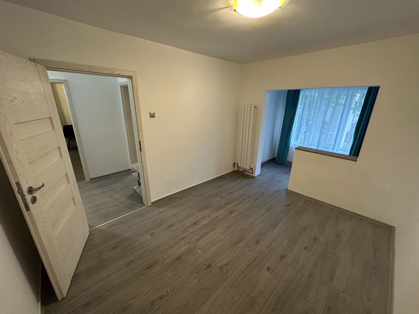 Apartament 3 camere  renovat in zona Lipovei - Poză 14