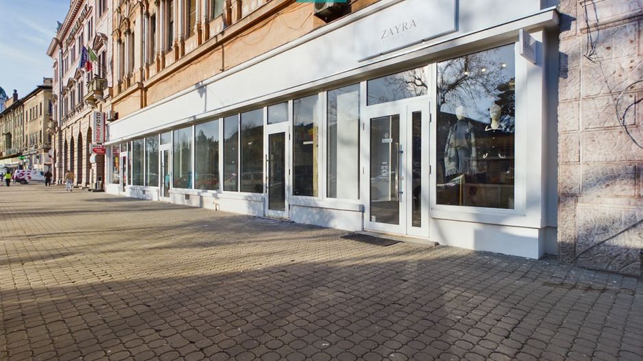 Spațiu comercial 60 mp pe Bulevardul Revoluției - Poză 1