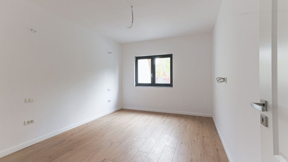 VÂNDUT! Apartament nou, ultracentral, cu loc de parcare privat - Poză 5