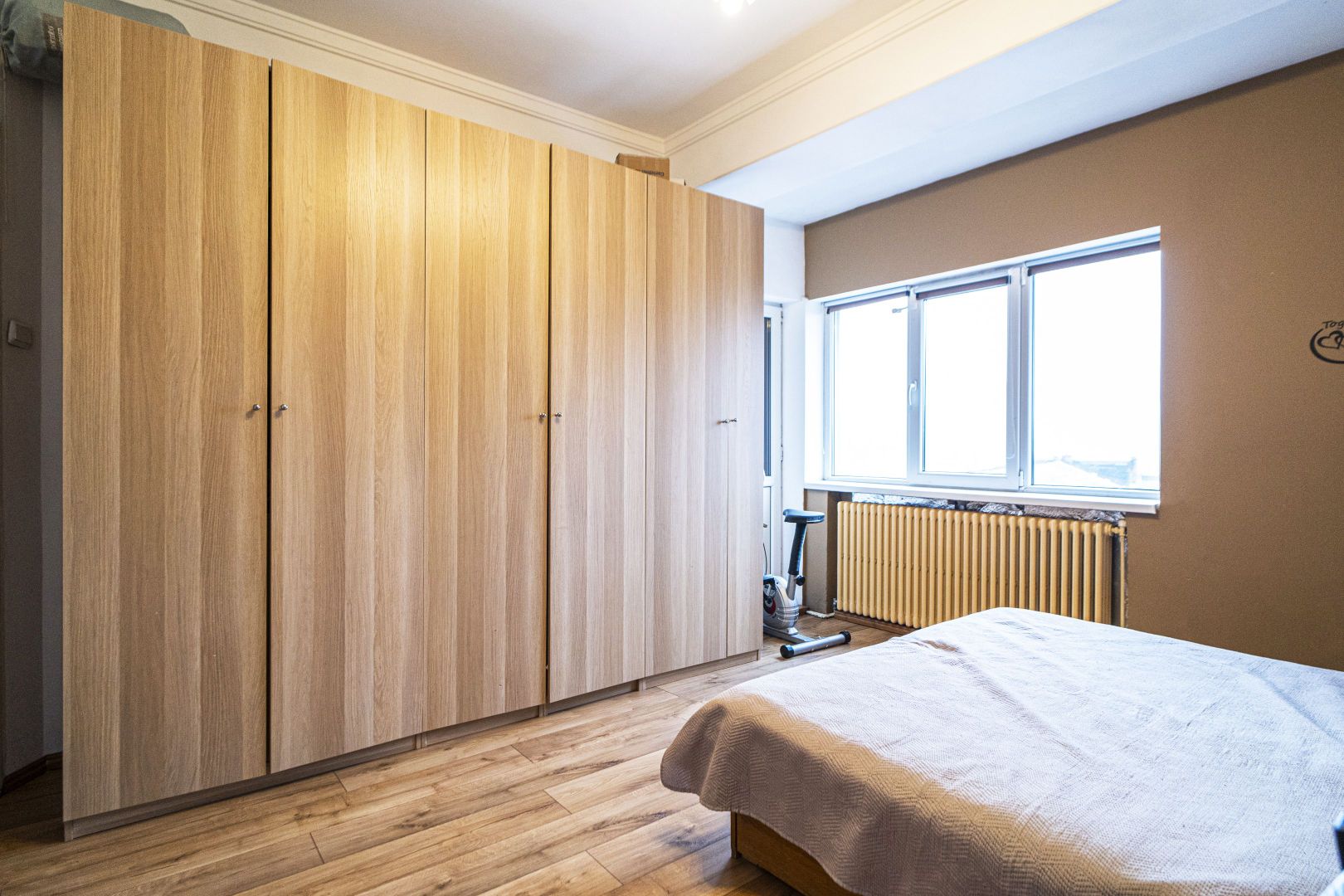 Cismigiu Ultracentral, 4 camere, camera tehnica, boxa, pivnita, 116 mp - Poză 4