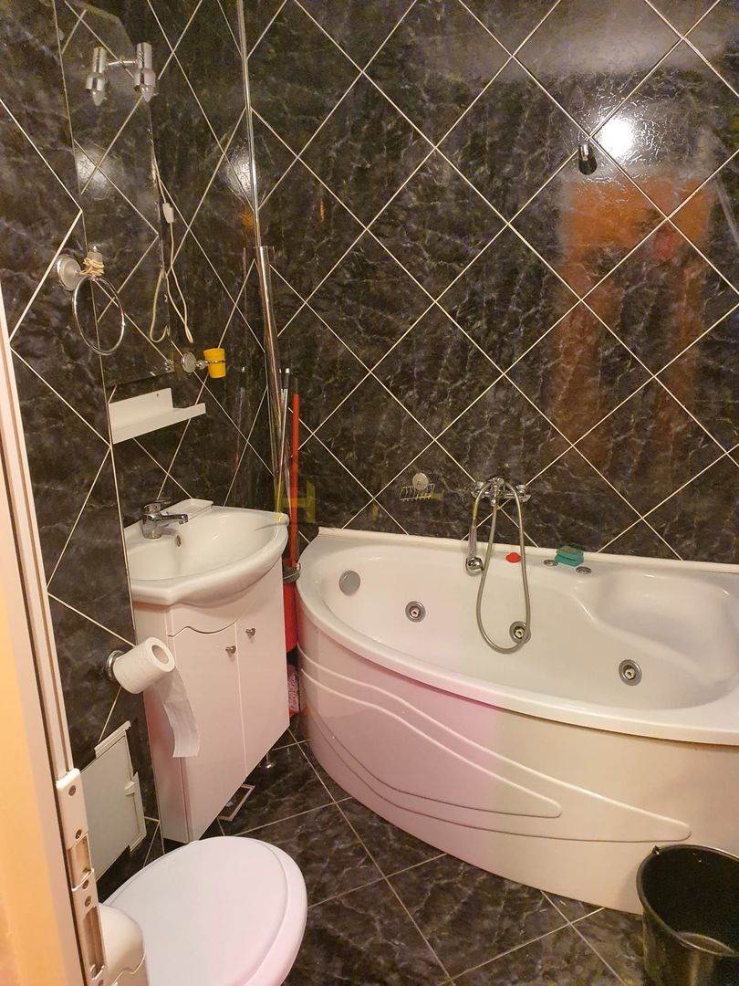 Garsoniera de vanzare mobilata utilata disponibila imediat - Poză 5