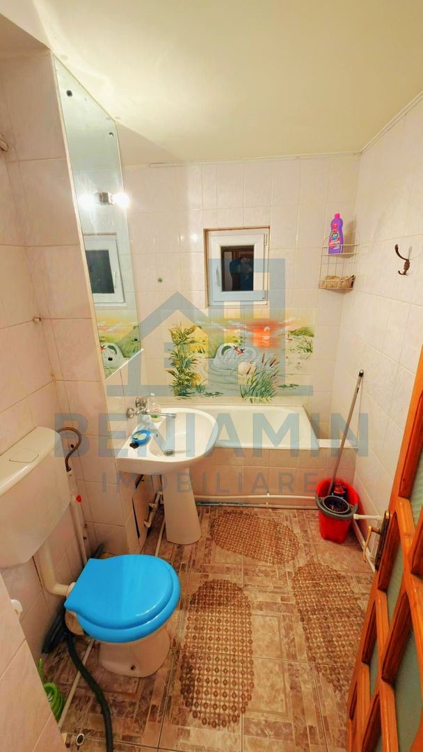 Apartament decomandat 3 Camere Renovat Utilat 1 Mai etaj 3 - Poză 13