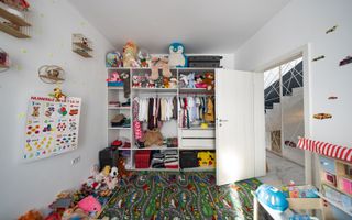 Vanzare vila 4 camere – complet mobilata si utilata, Str Teius - Poză 15