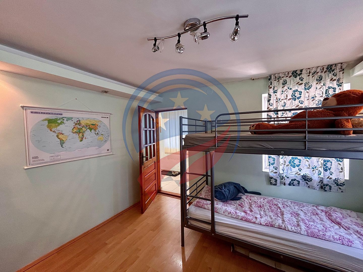 Vila cu 6camere de vanzare in Carcea/Dolj - Poză 23