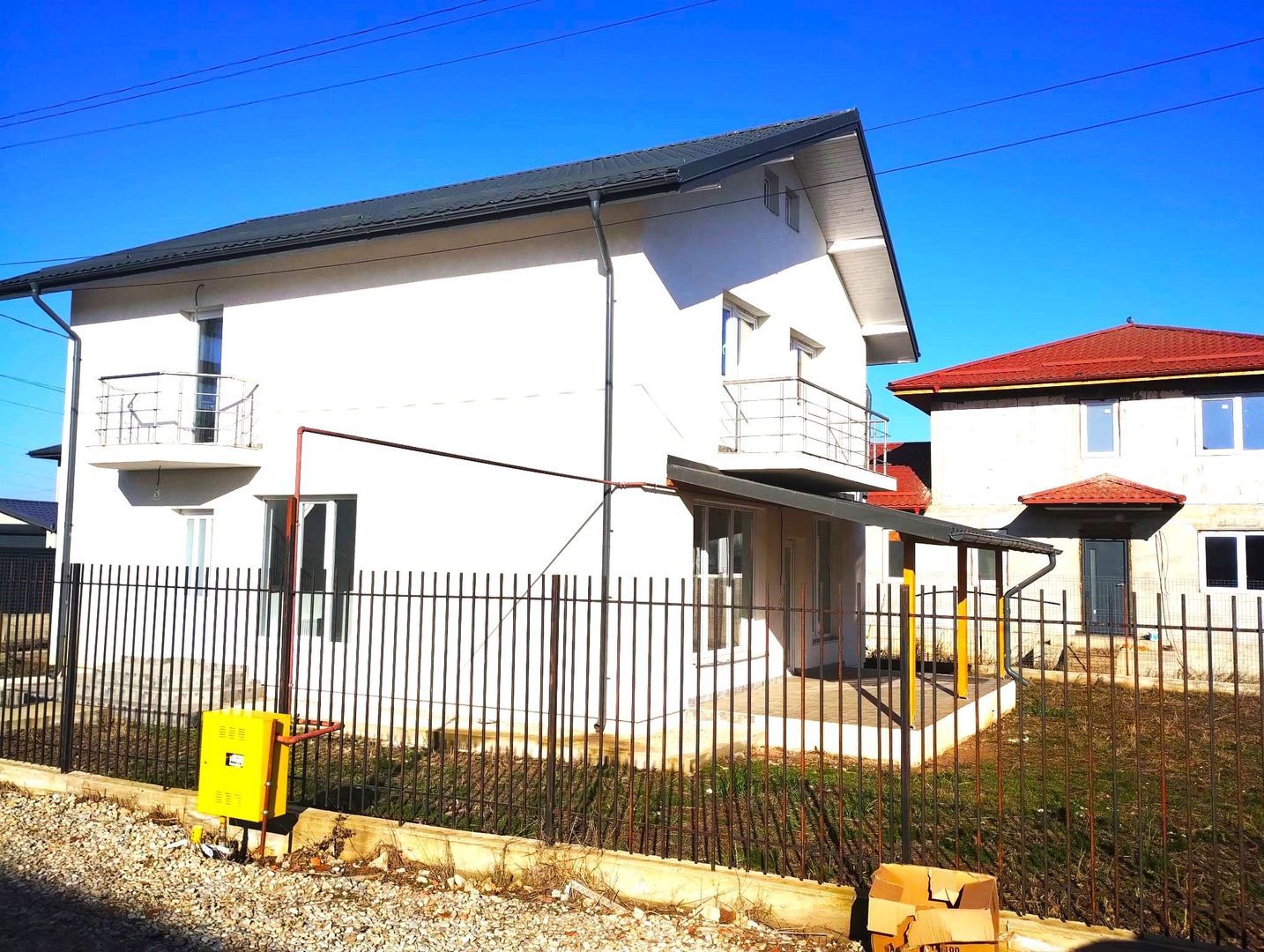 Casă individuală 5 camere, gata de mutare, 468 mp teren, asfalt - Poză 3