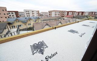 Hotel de LUX cu 11 camere / Restaurant & Piscina - Poză 20