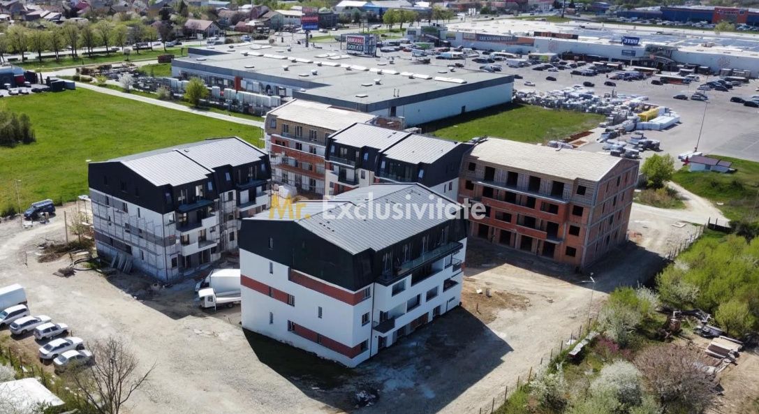 De vânzare apartament 2 camere ansamblu de locuinte Micro 9 in Satu Mare - Poză 1
