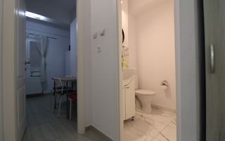 3 camere decomandate, balcon generos de 17 mp, bloc modernizat-Gh Lazăr - Poză 29