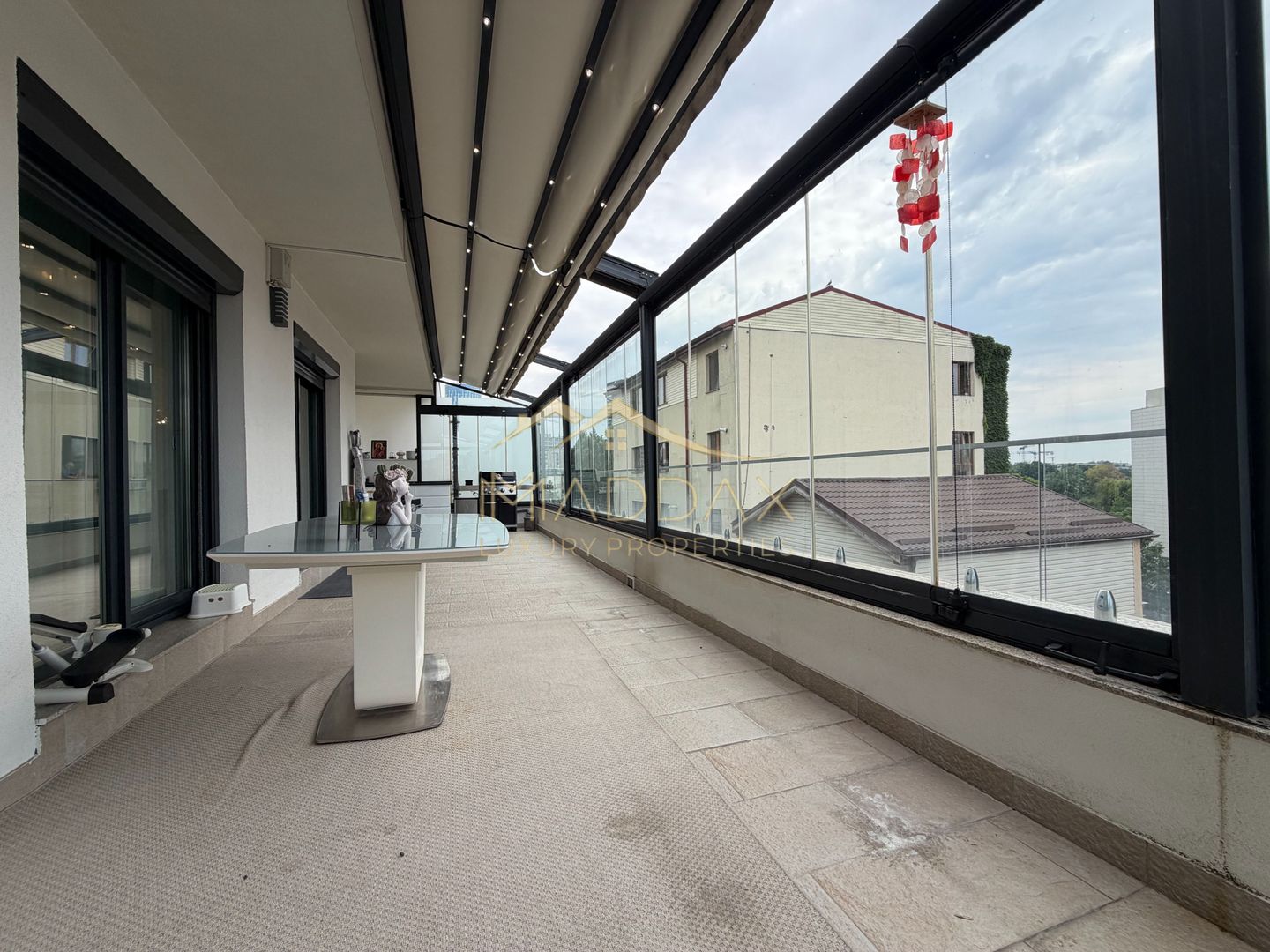 Apartament de tip Duplex 6 camere *250mp* + 2 Garaje // Herastrau - Poză 42