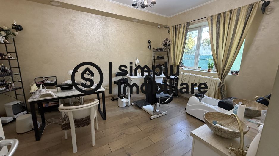 Casa / Spatiu comercial Central str. Nanterre - Poză 2