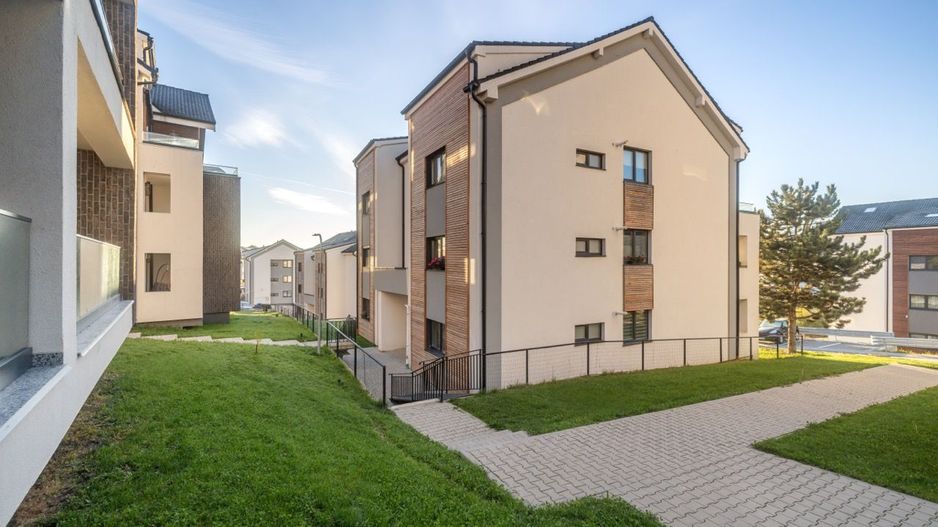 Apartament cu 3 camere, decomandat, la cheie terasă 9.11 - întabulat - Poză 13