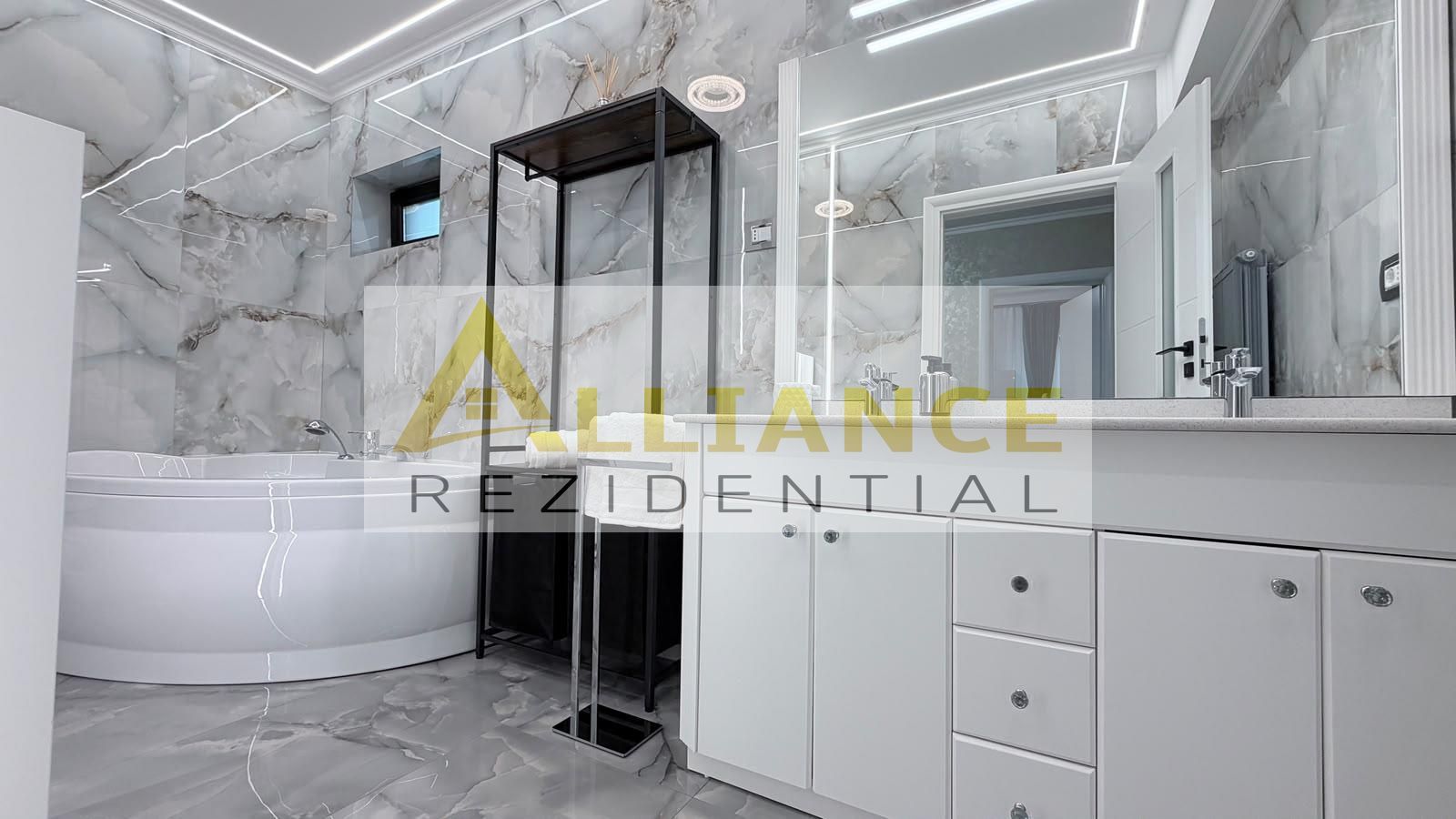 Casa Individuala - 5 camere - 3 bai - 650mp teren - Poză 16
