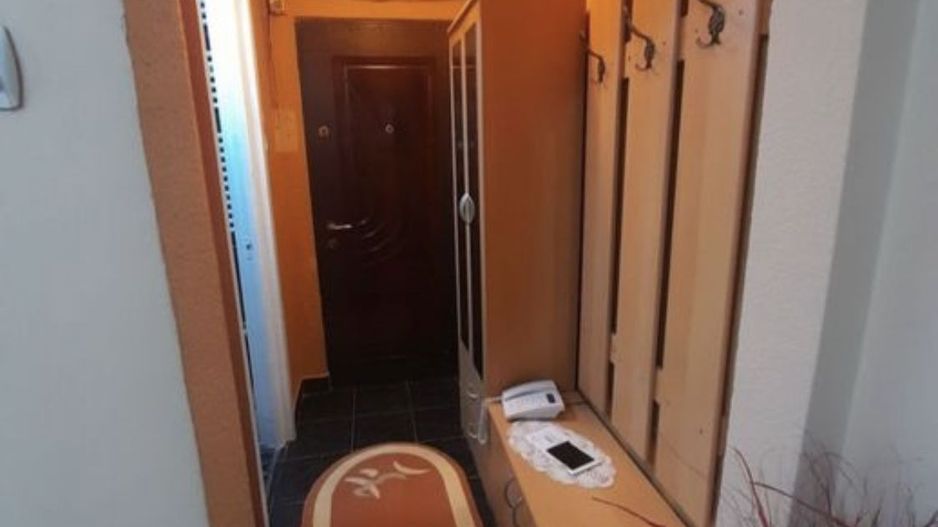 ageuropa.ro vinde apt. 2 cam. 31mp etaj 3/4 în Solidarității. - Poză 1