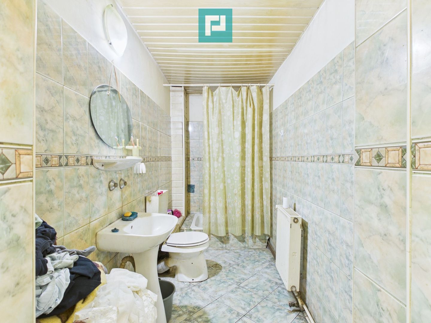 Casă cu 7 camere, ideală pentru familie, Grădiște - Poză 3