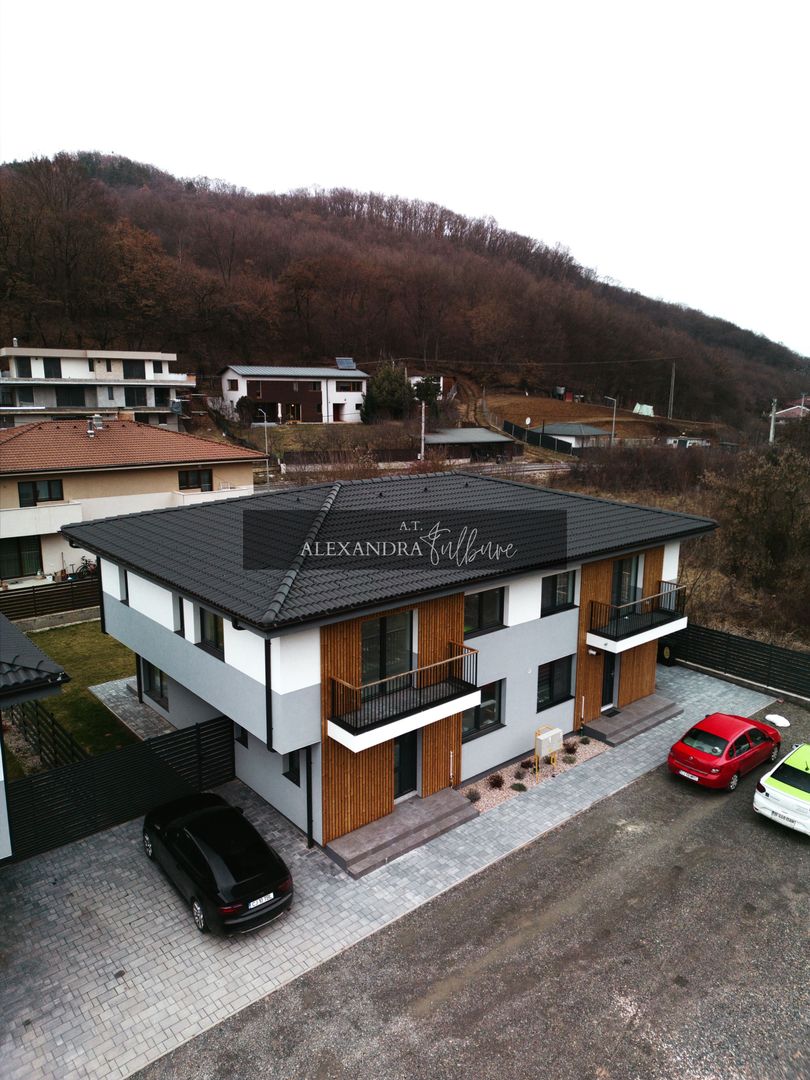 Duplex 4 camere DECOMANDATE, 120 mp utili, 180 mp curte, P+ET+POD - Poză 26