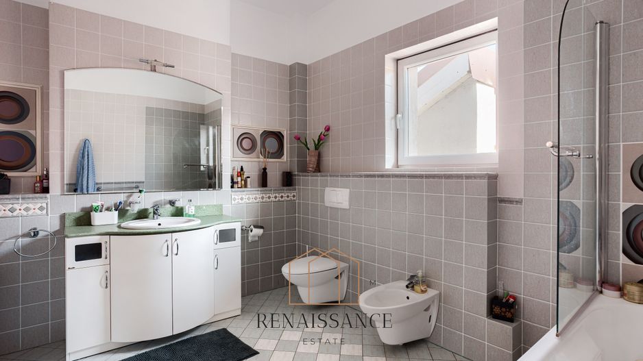 Timisoara - Girocului Vila 12 Camere 4 Bai | 497mp Utili 1373mp Teren - Poză 9