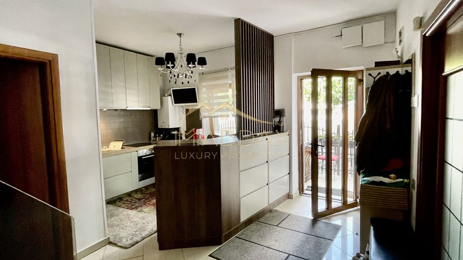 Vila cu 5 camere //2 parking// Zona Domenii - Poză 10