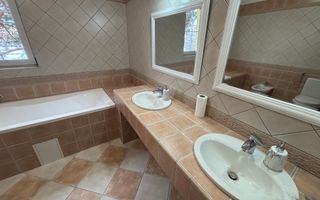 Vilă primitoare zona Modern - Poză 14