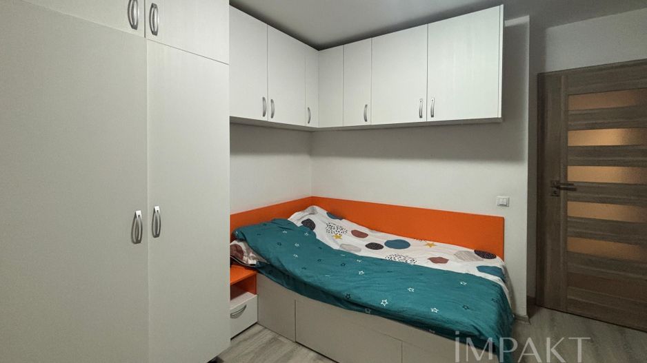 Spațiu cât o casă - 110mp - Apartament cu 4 dormitoare - Poză 10