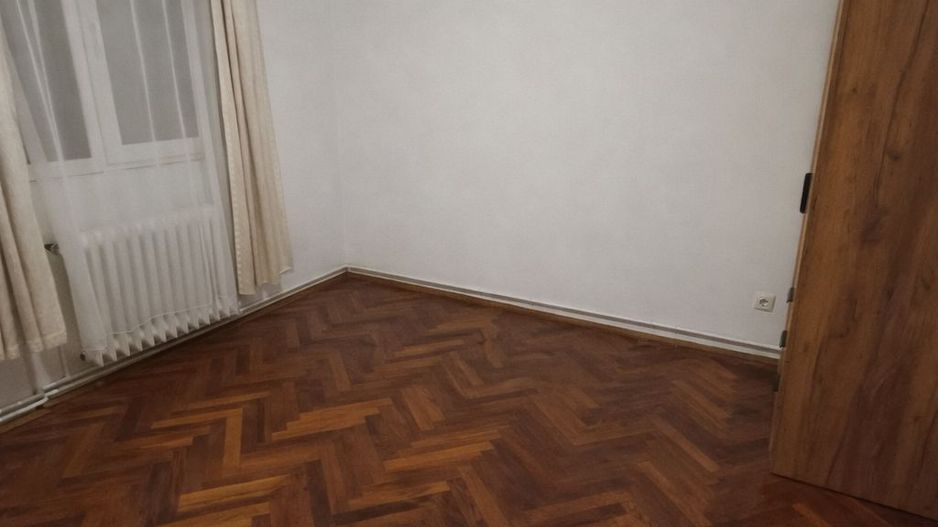 Apartament cu 2 camere in zona Dambu - Poză 4