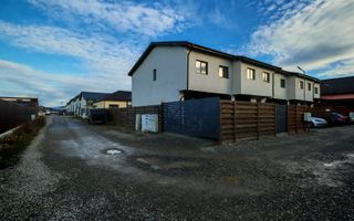 Vila tip duplex S+P+E cartier IZVOR Tarlungeni semimobilata179000 euro - Poză 42