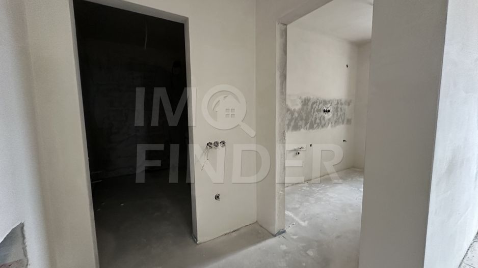 Vanzare apartament 3 camere 71 mp utili plus balcon , etaj 1 - Poză 4