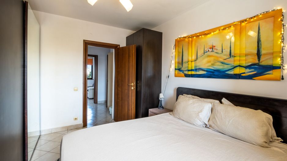Apartament de 3 camere, la 10 minute de mers pe jos de Piața Unirii. - Poză 5