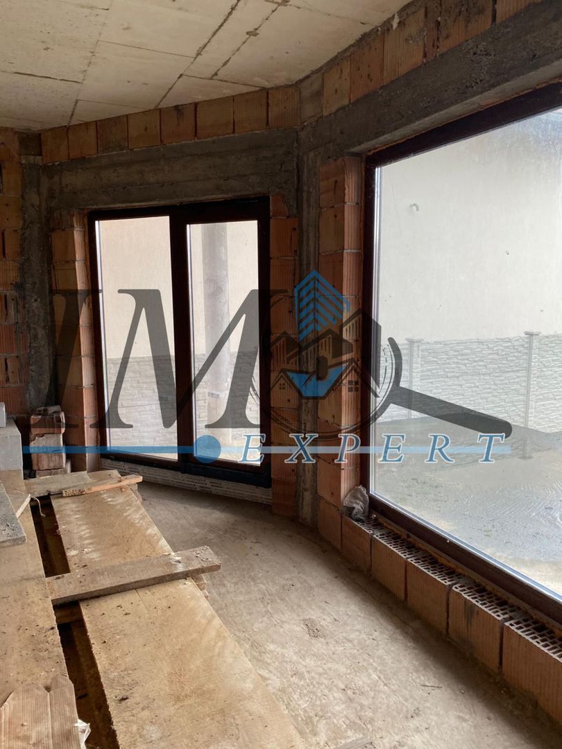 Casa de vanzare la rosu in Stremt, aproape de Alba Iulia - Poză 4