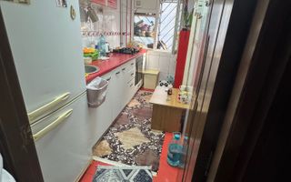 Decomandat soseua Salaj 45 mp - Poză 4