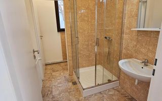 🏢 Spațiu de birouri modern – 5 camere, 3 băi – Zona Centrală, Ploieșt - Poză 12