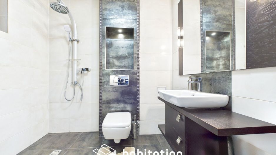 Descoperă eleganța unei case moderne– vizitează prin tur virtual - Poză 15