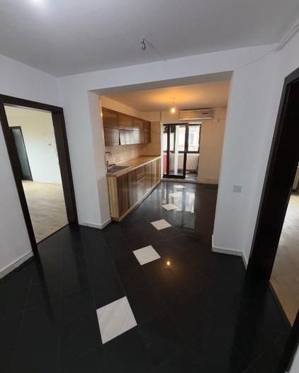 Apartament 4 camere de vanzare Crângași - Poză 8