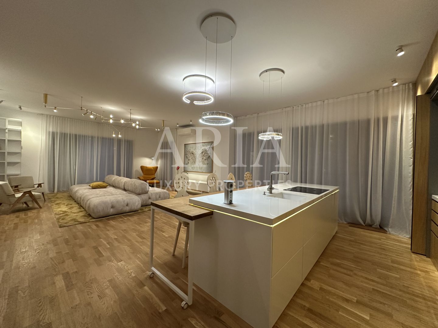 LUXURY DUPLEX 4ROOMS - Poză 1