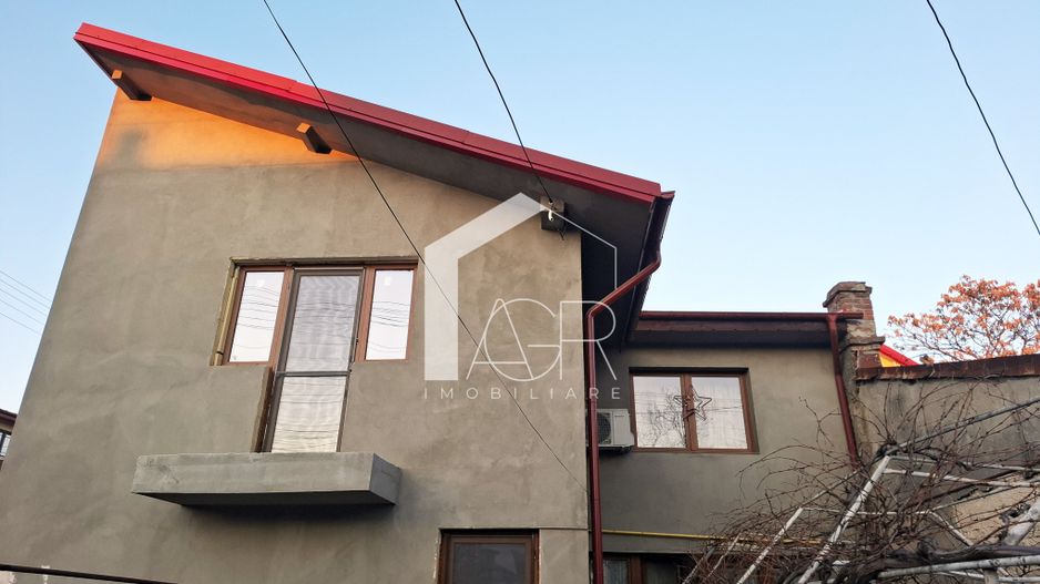 Casa S+P+1E, cu 5 camere, zona Transilvaniei - Poză 1