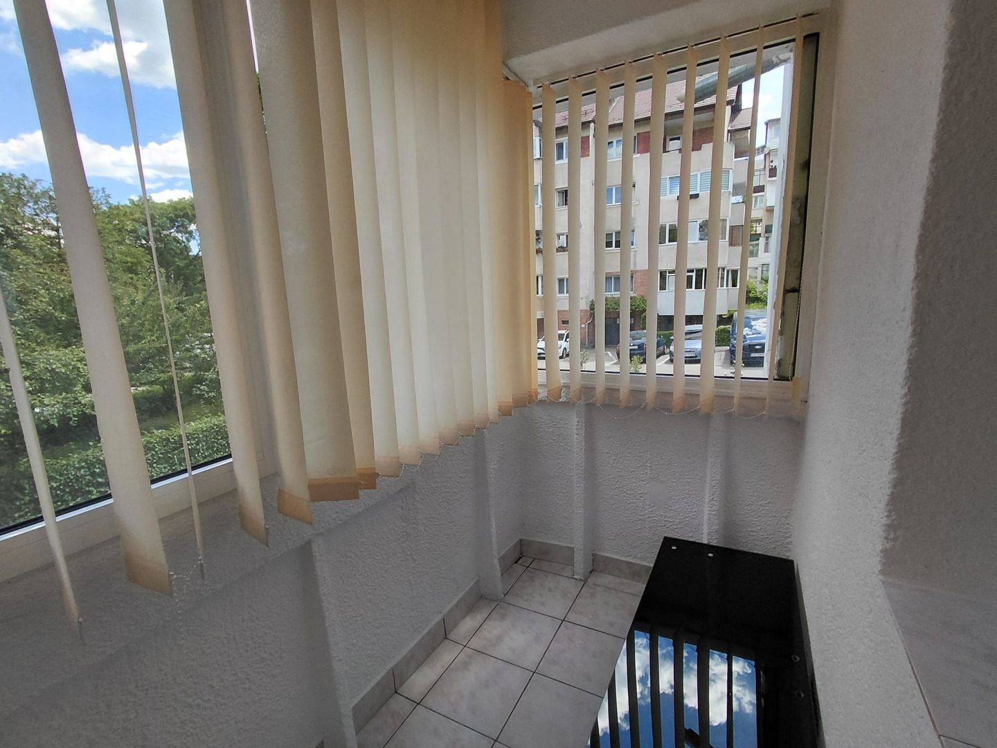 Apartament modern de inchiriat 2 camere etajul 1 Valea Aurie - Poză 6