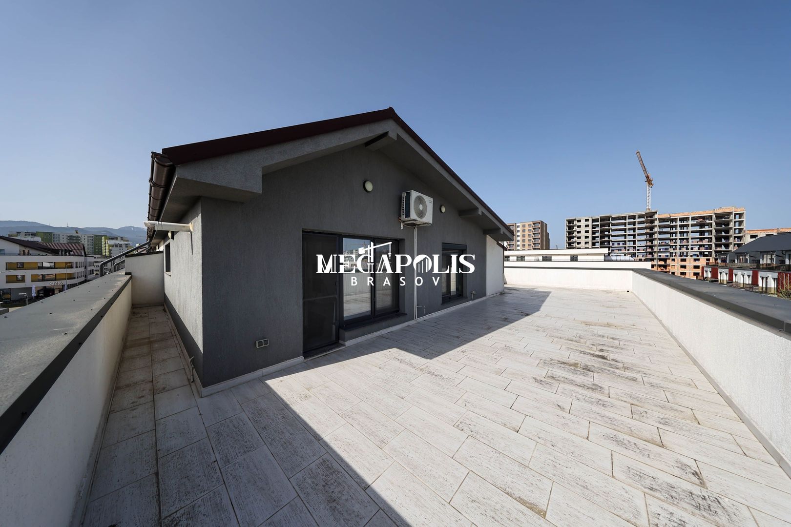 Penthouse EXCLUSIVIST / Terasă 98 mp / Parcare - Poză 2